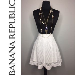 BANANA REPUBLIC Flirty Twirl Mini Skirt